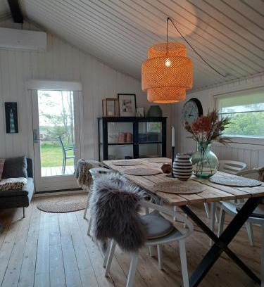 Nørre Fjand Casa | Green House Hidden Among Trees