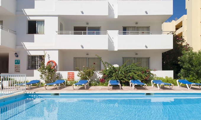 Ciudad de Ibiza Apartamento | Green Line Bon Sol Apartamentos