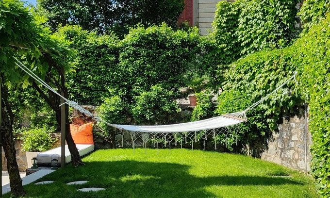 Lovere Casa | Green Oasis on Lake Iseo - House with Garden and Terrace 1 Minute from the Water