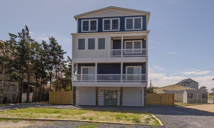 Milford Casa | Green Street Coastal Retreat
