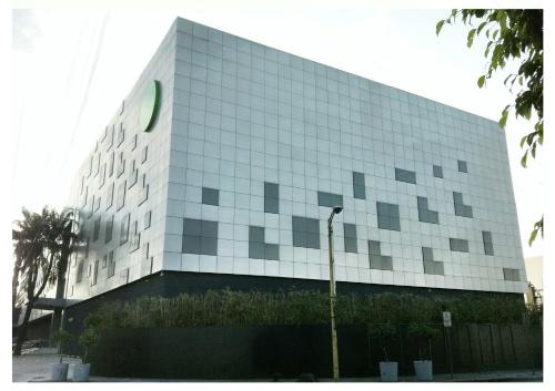 Dasmarinas Village Hotel | Green Sun Hotel
