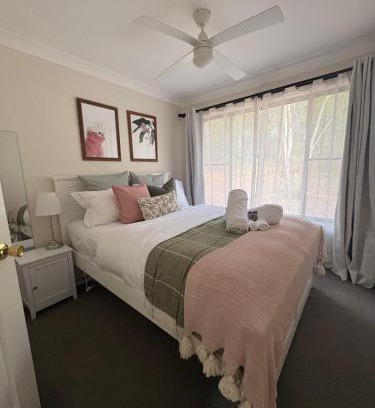 Erudgere Casa | Green Tree Cottage rural serenity near town