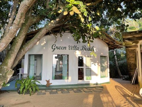 Boossa Casa | Green Villa Beach And Juice Bar