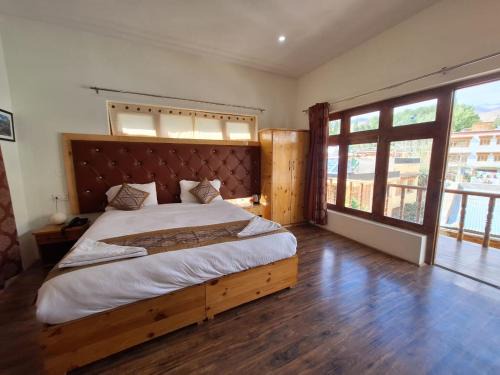 Leh Casa | Green Villa Guest House Ladakh by LexStays