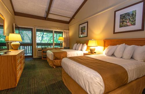 Argillite Complejo | Greenbo Lake State Resort Park