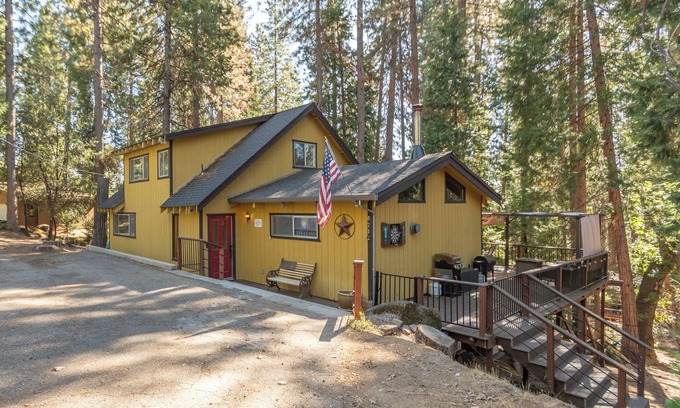 Avery Cabina | Greene Gables- Cozy Mountain Retreat