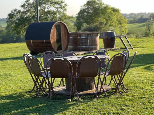 Amerton Otro | GreenFeilds Glamping Stargazing Yurts and Outdoor Spa