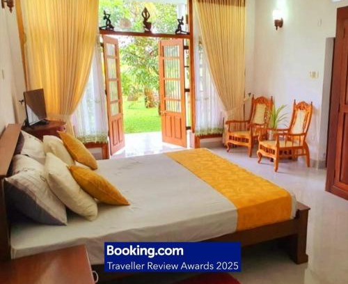 Ilukgoda Casa | GreenHeart- Family Room-Micro Apartment, AC- Hot W, Garden View, separate Varanda & Dining Area - Travel Awards 2025