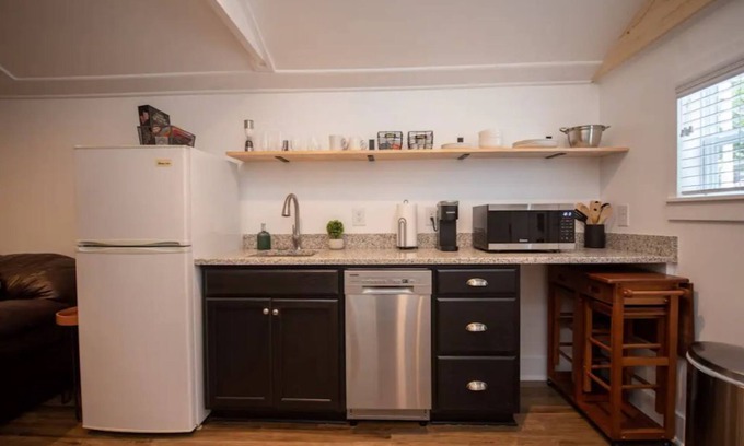 Cleveland Apartamento | Greenhouse Studio- Lee U