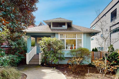 Green Lake Casa | Greenlake Hidden Oasis