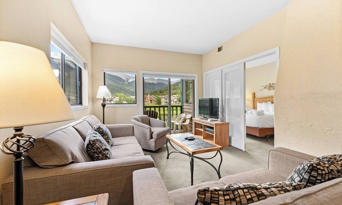 East Village at Copper Apartamento | Greens at Copper #214