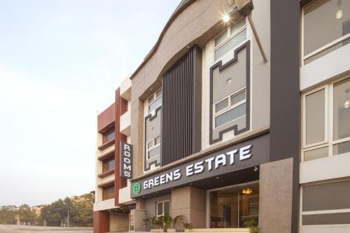 Periamet Hotel | Greens Estate Near Central Railway Station