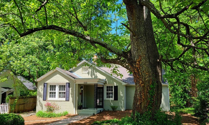 Greensboro Casa | Inactive Listing