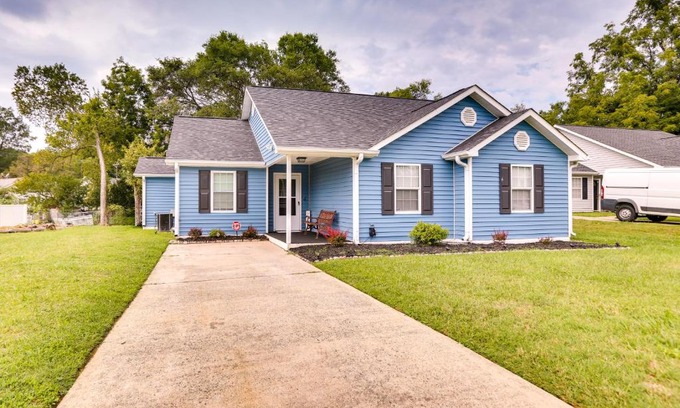 Greensboro Casa | Greensboro Vacation Rental with Patio, Yard!