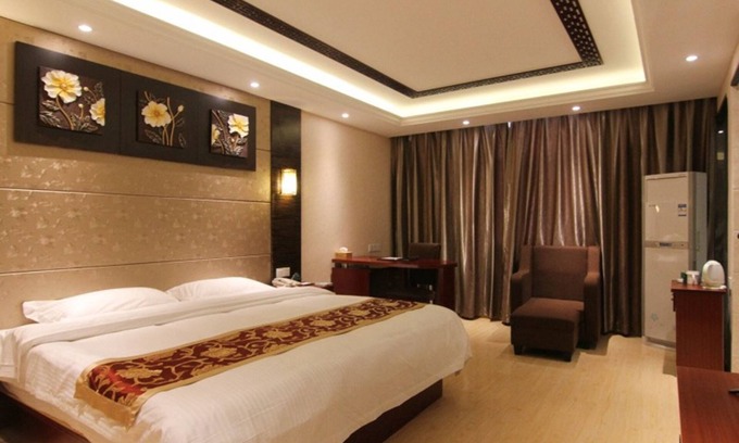 Jurong Hotel | GreenTree Inn JiangSu ZHenjiang Jurong Yalong Hotel