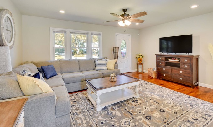 Dunean Casa | Greenville Vacation Rental - 3 Mi to Downtown!