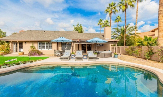 Santiago Casa | Greenway Park Retreat | Al-Fresco Living | Heated Pool