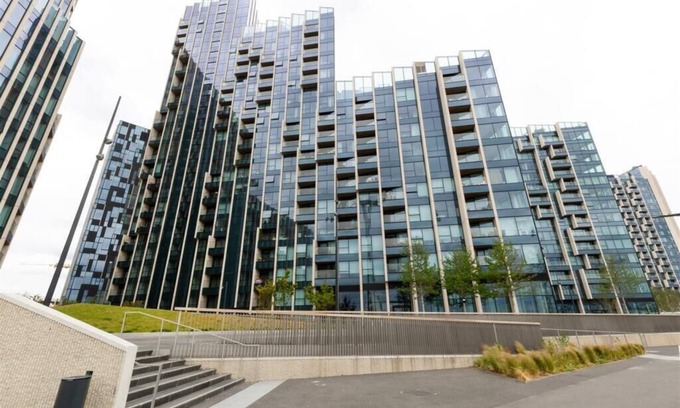 Peninsula Apartamento | Greenwich-The O2 Cosy water view with lots of restaurant 1 minute from O2 arena