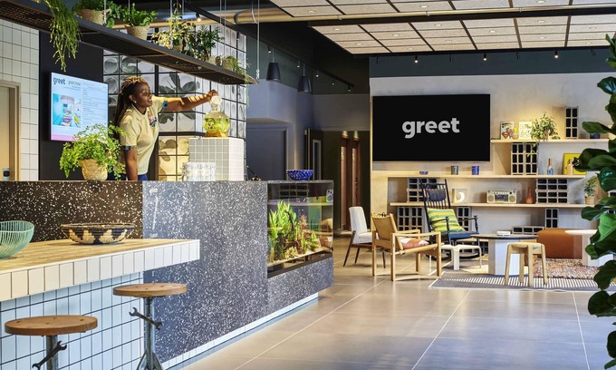 Quartier de la Chapelle Hotel | greet Hotel Paris porte de la Chapelle - Aréna