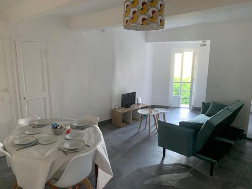Greolieres Apartamento | Greolières: Superbe Studio avec vue montagne
