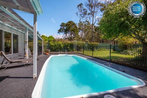 Callala Bay Casa | Grey Gables - Pet Friendly with Fireplace, Pool, Spa & Sauna