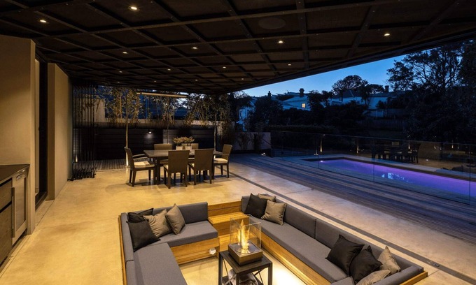 Grey Lynn Casa | Grey Lynn Luxury 4BD Villa w Pool, Free Parking
