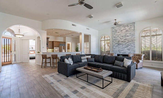 North Scottsdale Casa | Greyhawk Luxury - Gated - Pool - Patio - Golfer's Haven