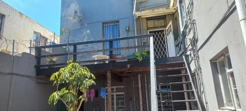 Port Elizabeth Central Casa | Greyhouse