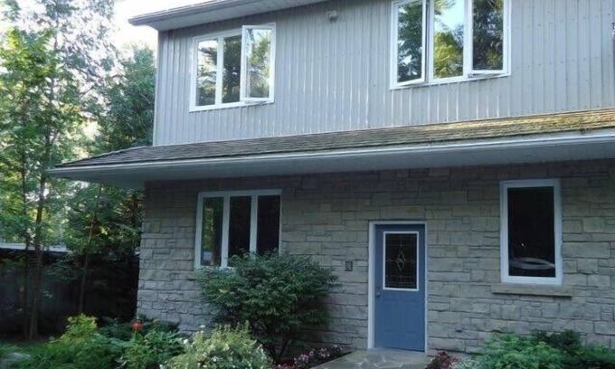 Kemble Apartamento | Greystone Anexo - Kemble, Ontario, Canadá