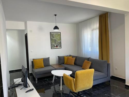 Kovaci Apartamento | Greystone House Apartments