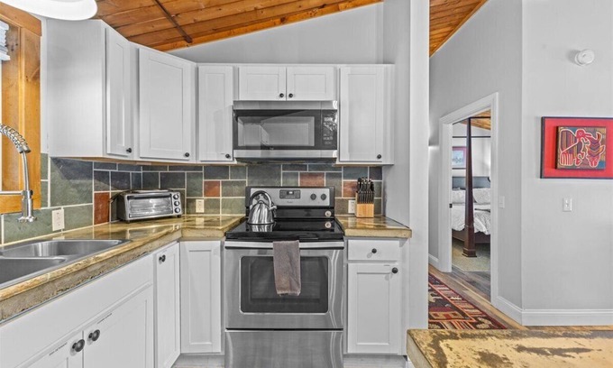 Stowe Area Chalet De Esquí | Griffin Country Lodge, Chalet 5 ~ a mile to Stowe Resort