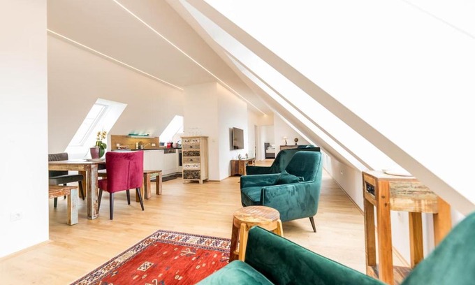 Graz City Centre Apartamento | Große Dachgeschosswohnung im Herzen von Graz