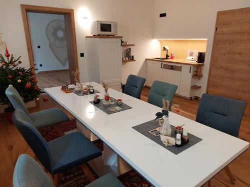 Sankt Paul im Levanttal Apartamento | Großes Appartement mit 2 Schlafzimmer für 4 Personen