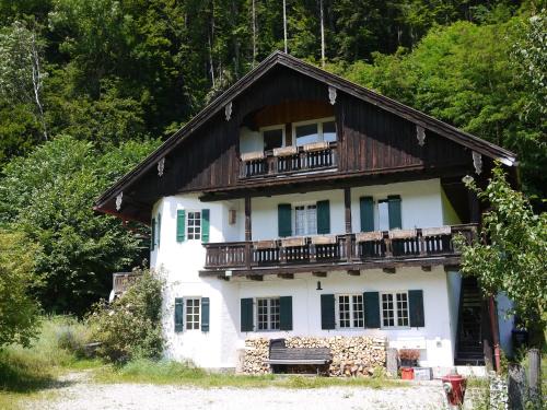Kiefersfelden Apartamento | Großzügige Familienunterkunft in absoluter Idylle