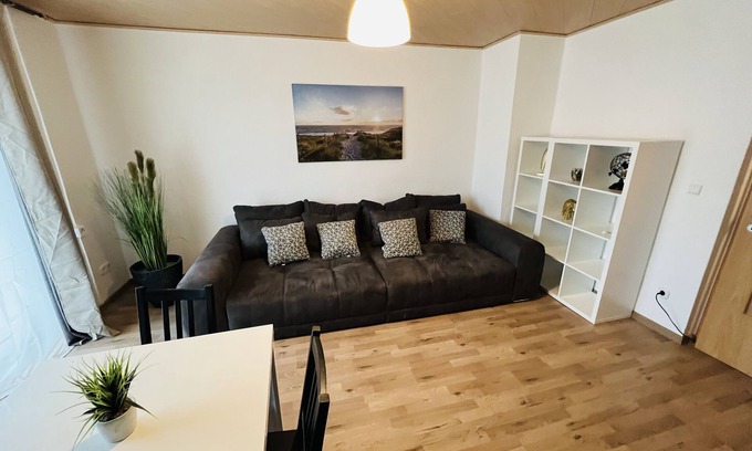 Glauchau Apartamento | Großzügige Unterkunft + Wifi + Parkplatz