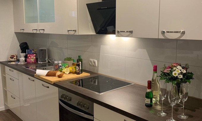 Lahr Apartamento | Großzügiges Apartment für Familien und Alleinreisende - Europa Park Rust