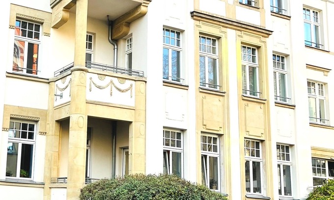 Lobervorstadt Apartamento | Großzügiges Familien Apartment am Kressepark, Wohnen in Einer Gründerhaus Villa