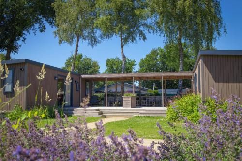 Voorthuizen Casa | Groepsvakantie op de Veluwe – 4 losse lodges voor 24 personen op Vakantiepark De Boshoek