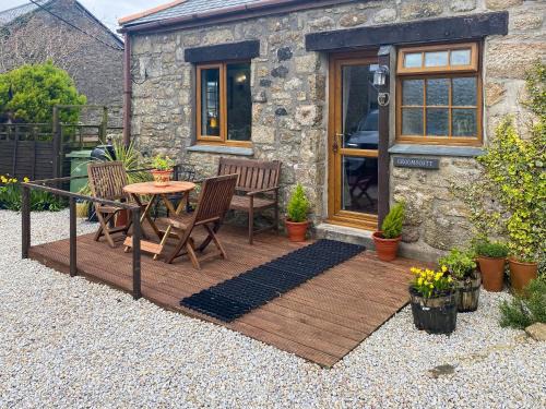 Trewellard Casa | Groomsscott