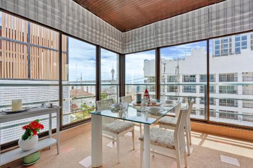 Pratumnak Hill Apartamento | Grosvenor House - On the Phra Tamnak Hill