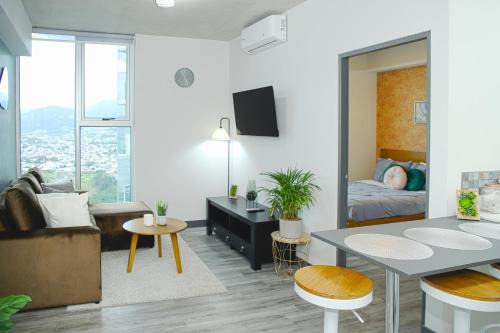 Mata Redonda Apartamento | Grotto at 28, City Views and Wonderland Vibes!