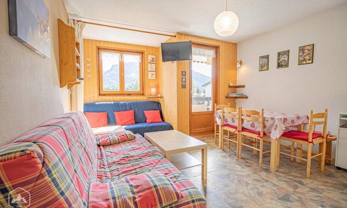 Aussois Apartamento | 350m del centro estación, Planta baja, balcón, tv, local para esquís, 30m², Aussois