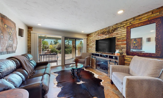 Carefree Condominio | Ground-floor condo with on-site pool, grills, patio, & central AC