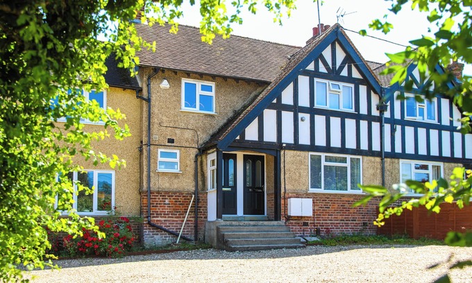 Wheatley Apartamento | Flat & Parking, near Le Manoir aux Quat’Saisons, 8min drive Oxford