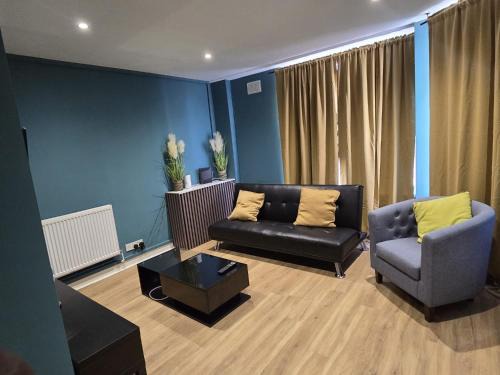 Hanham Apartamento | Ground Floor Light-Up Properties
