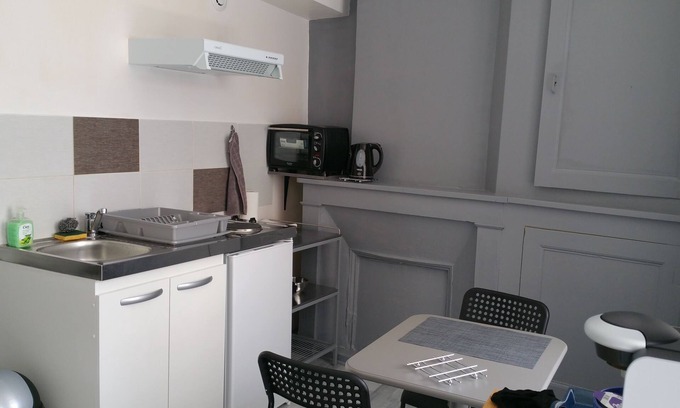Meung-sur-Loire Apartamento | Ground floor studio on the route des châteaux - Meung