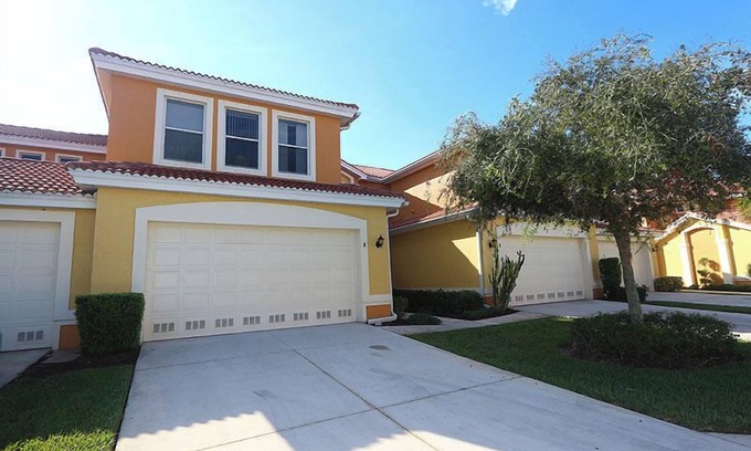 Biggar Condominio | Ground-level condominium has all you need to make yourself feel at home! - Avalon Preserve 503