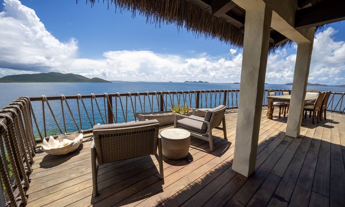East End Apartamento | Ground‑Level Sunrise Oceanview Suite in BVI