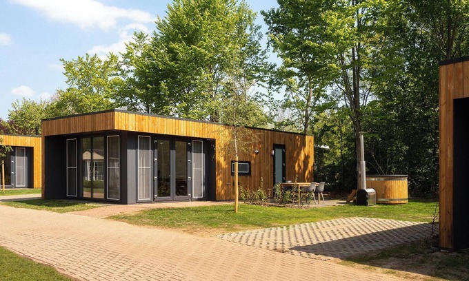 Zuna Complejo | Group accommodation [7x Happy Oak Lodge 28p]