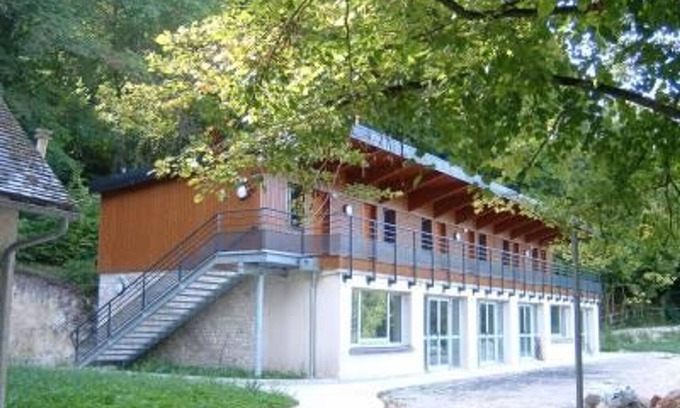 Boncourt Cabaña | Casa rural para grupos con sala polivalente y aparcamiento en Boncourt